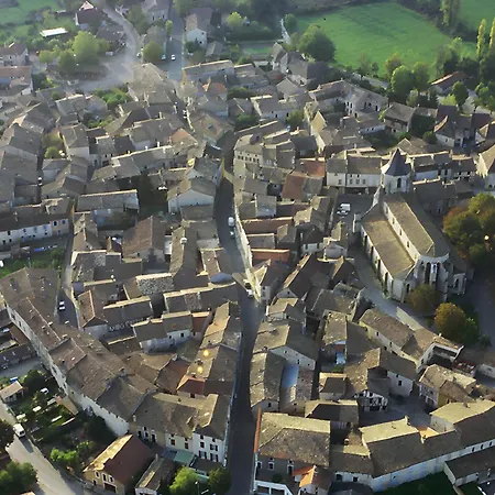 1 * Biron (Dordogne)